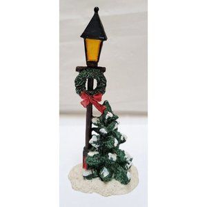 Vintage 90s Mervyn’s Christmas Village Square - Town Christmas Tree Lamp Post